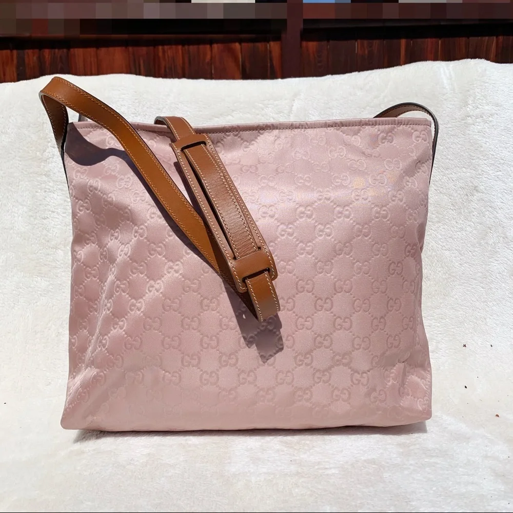 NWT Authentic Gucci Nylon Guccissima Messenger Bag - Picture 2 of 10